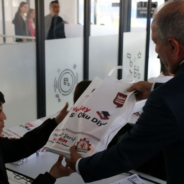 Hekimhan Belediyesi, Öğrencilere Ücretsiz Eğitim Desteği Sunuyor