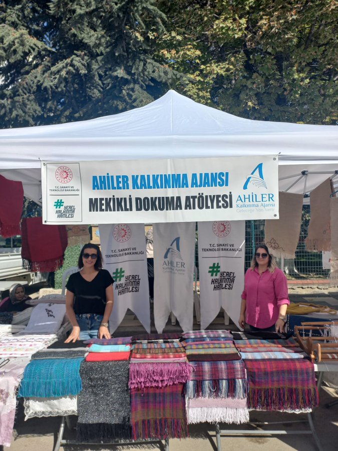 AHİKA Mekikli Dokuma Atölyesi Festival'e Hazırlanıyor