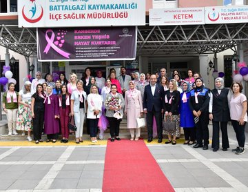 Malatya'da Mamografi Taraması İçin Kadınlara Şehir Turu Düzenlendi