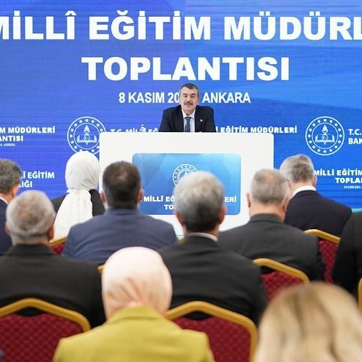 İl Milli Eğitim Müdürü Behçet Bakır, Millî Eğitim Bakanı'nın Başkanlığında Toplantıya Katıldı