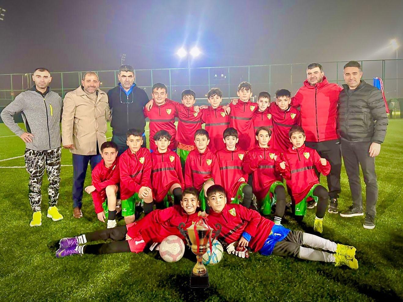 Doğanşehir Belediyespor U-12 Futbol Takımı Şampiyon Oldu