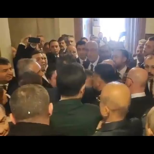 CHP’nin Yöntemleri Tartışma Yarattı