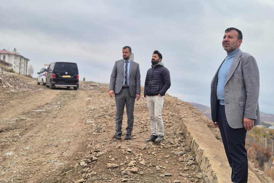 İlçeye Yeni Hastane İçin Yol Düzenleme Çalışmaları Sürüyor