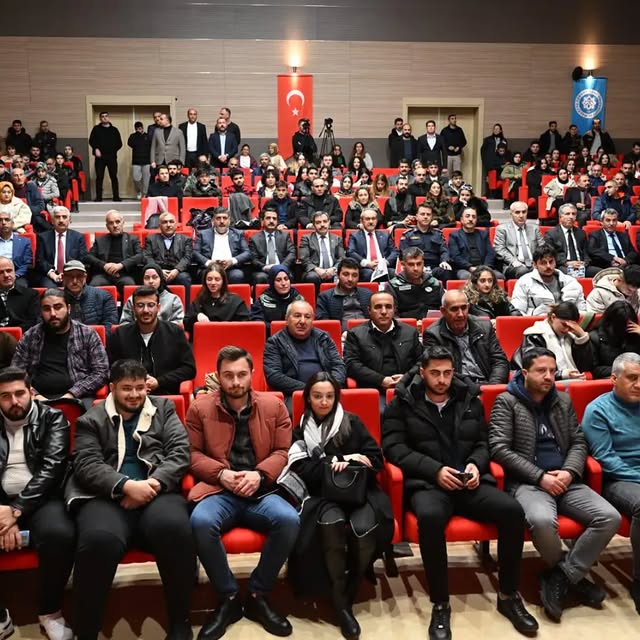 Malatya Turgut Özal Üniversitesi'nde Kayısı Paneli Düzenlendi