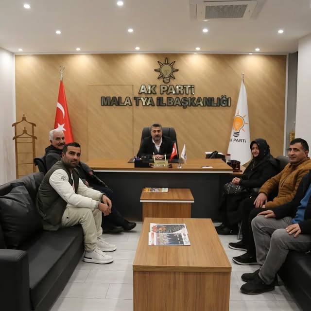 AK Parti Malatya Yeşiltepe Mahalle Başkanları ile Buluştu