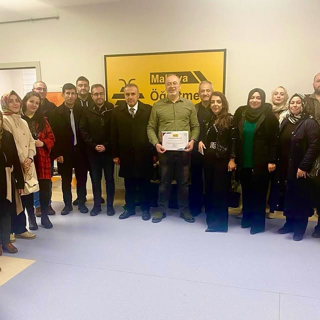 Malatya Öğretmen Akademileri, Doç. Dr. Salim Durukoğlu ile Edebiyat ve Şiir Söyleşisi Gerçekleştirdi
