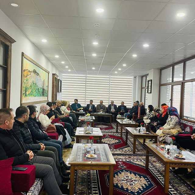 Nevşehir Öğretmen Akademileri'nde Sadık Yalsızuçanlar Konuştu