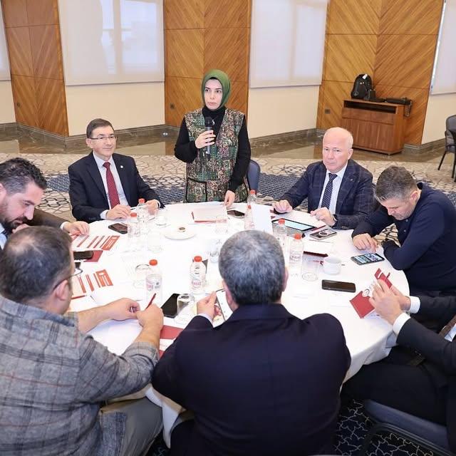 Malatya Eczacılar Odası Başkanı Ecz. Ebru Sönmez, Türk Eczacıları Birliği Eylem Çalıştayı'na Katıldı