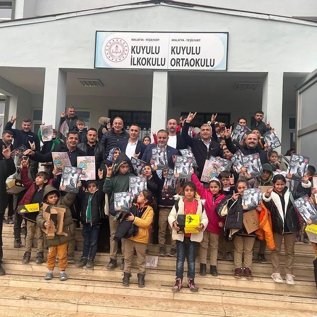 Ülkü Ocakları Malatya İl Başkanlığı'ndan Öğrencilere Yardım Kampanyası