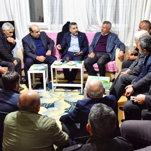AK Parti Battalgazi İlçe Başkanlığı, Mahalle Başkanları ve Muhtarlarla Bir Araya Geldi