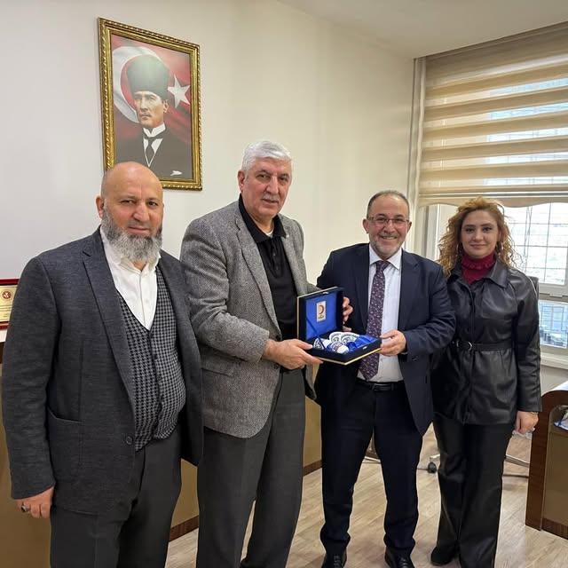 Malatya Kızılay İl Merkezi, Sosyal Sorumluluk Projeleri Kapsamında Malatya Büyükşehir Belediyesini Ziyaret Etti