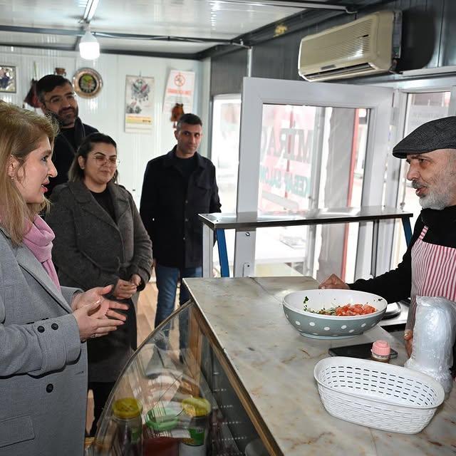Çilesiz Mahallesi'nde Esnaflara Destek Ziyareti