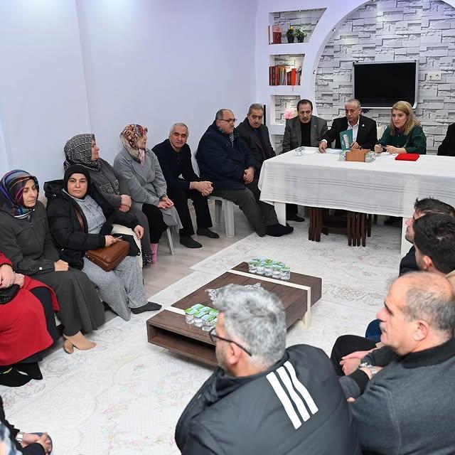 AK Parti Battalgazi İlçe Teşkilatı Muhtarlarla Buluştu