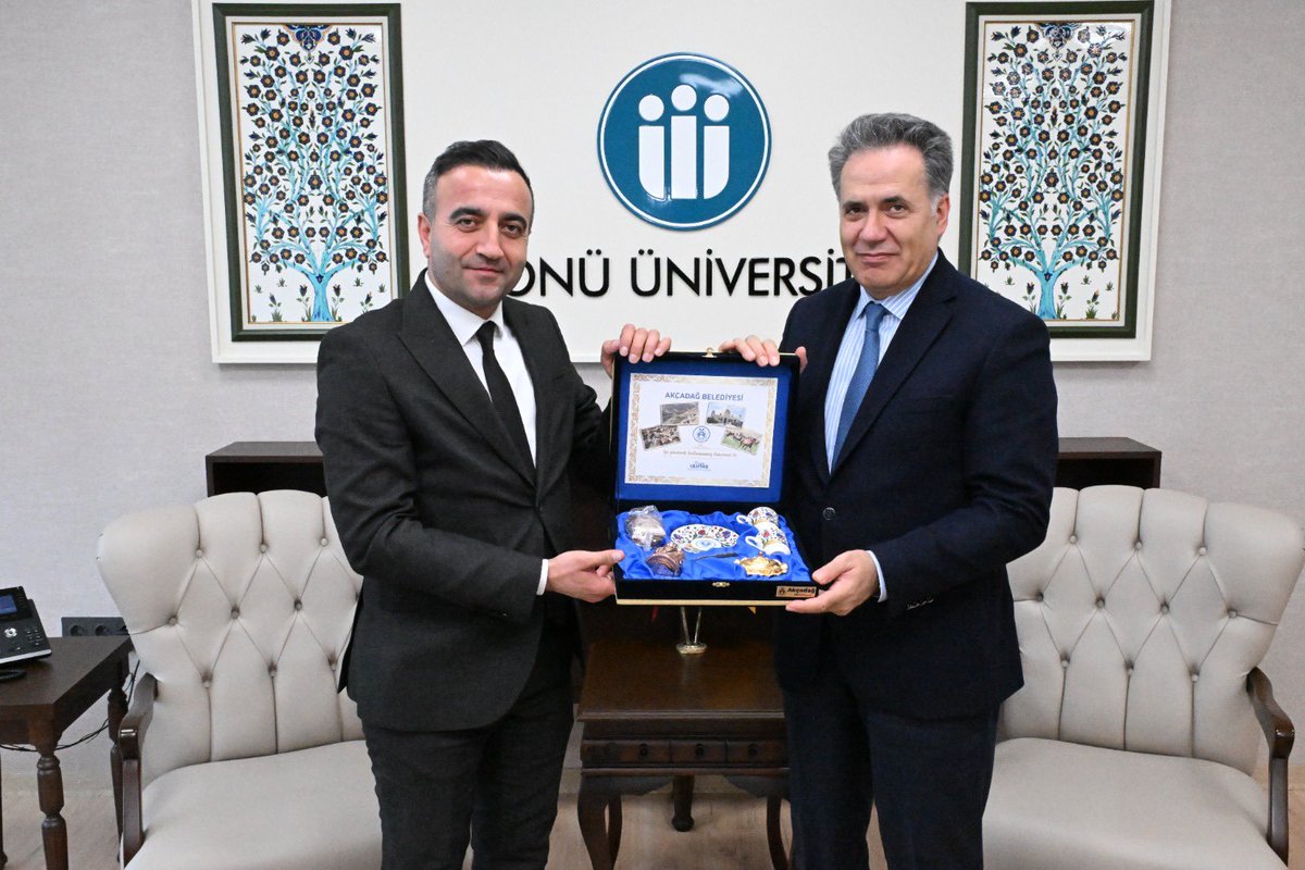 Akçadağ Belediye Başkanı Hasan Ulutaş, Malatya İnönü Üniversitesi Rektörü Prof. Dr. Nusret Akpolat'ı Ziyaret Etti