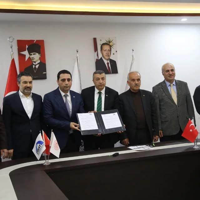 Fırat Kalkınma Ajansı ile Malatya Ticaret Odası, İklim Değişikliğinin Kayısı Üretimine Etkilerini Analiz Ediyor