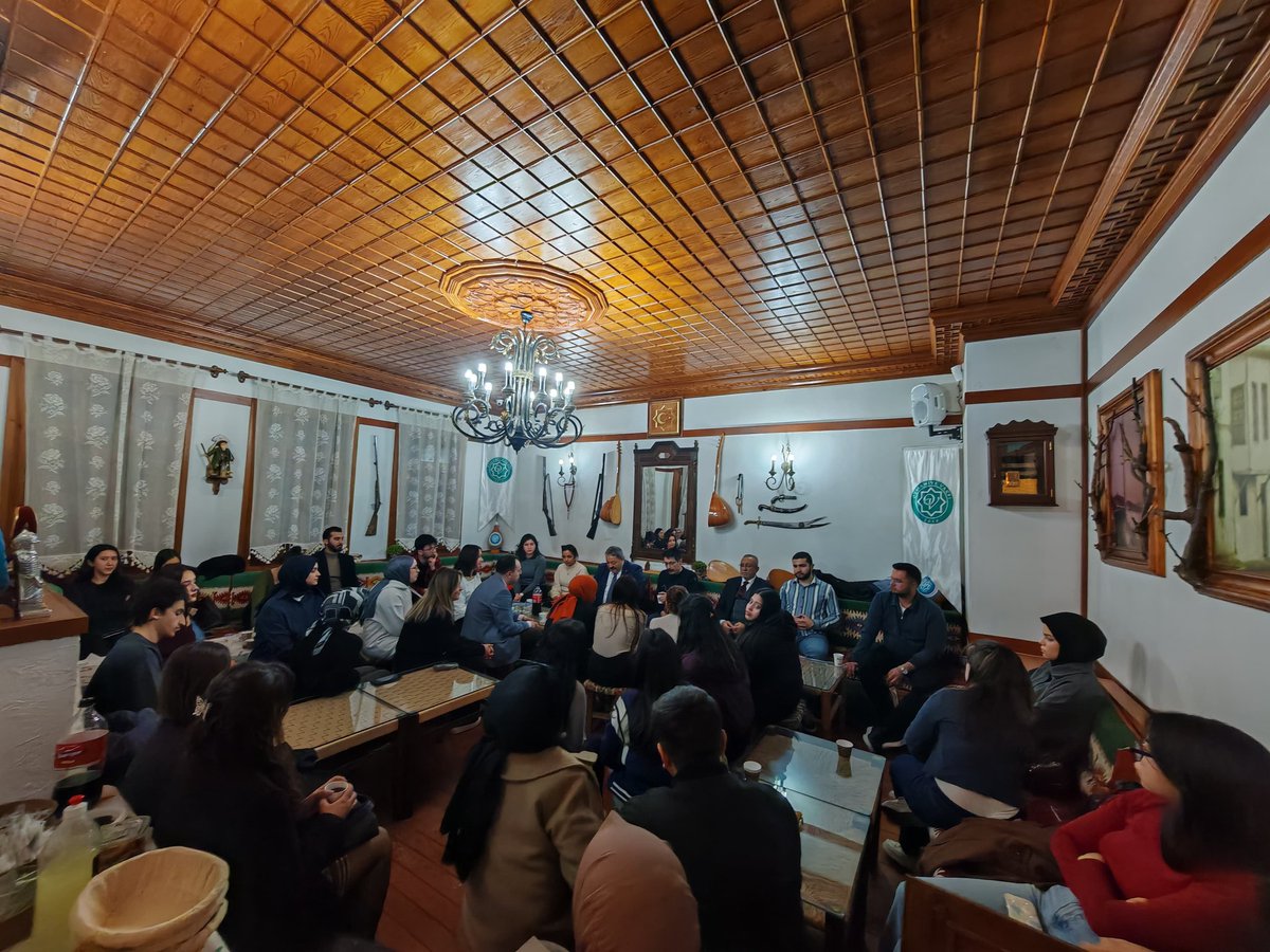 MHP Malatya Milletvekili Mehmet Fendoğlu, Osmaniye Vakfında Gençlerle Bir Arada
