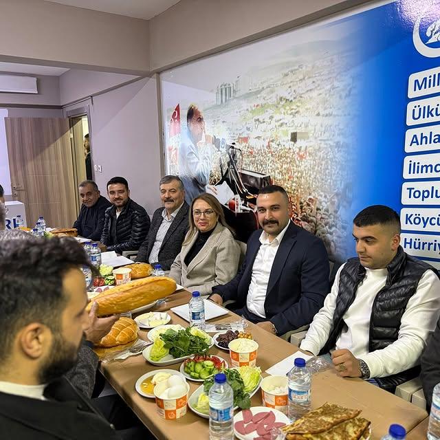 Nevşehir Milletvekili Prof. Dr. Filiz KILIÇ, Ramazan Sofrasında MHP'lilerle Bir Araya Geldi