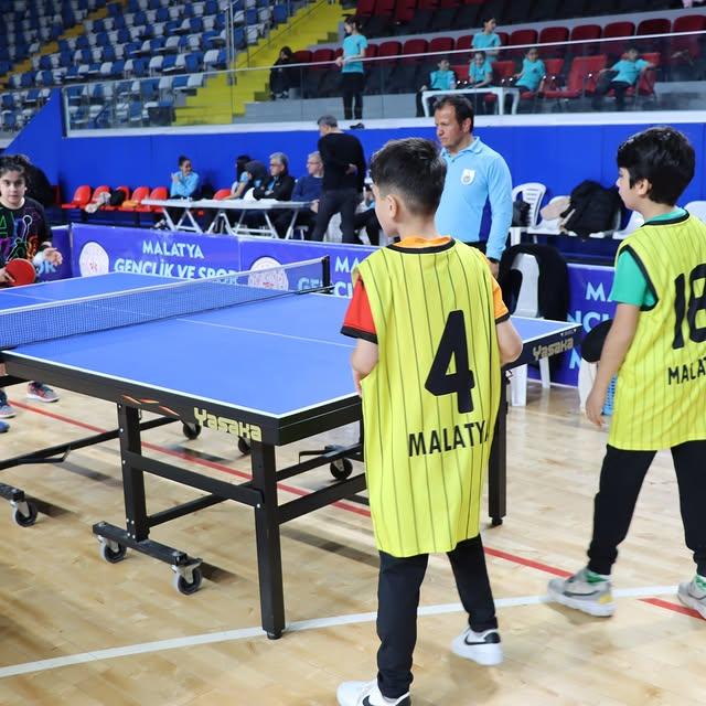 Malatya'da Okul Sporları Minikler Masa Tenisi İl Birinciliği Müsabakları Başladı