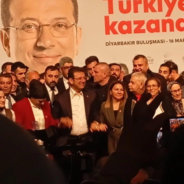 CHP'li Alper Gürsoy, İmamoğlu'nun Diyarbakır Programında Yer Aldı