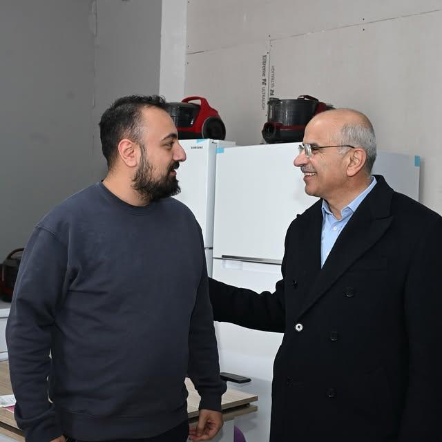 Malatya Büyükşehir Belediyesi Yeşilçam Caddesi'ndeki Esnaf Ziyareti