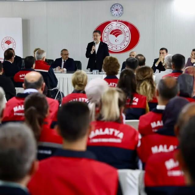 Tarım Bakanı Yumaklı Malatya İl Müdürlüğünü Ziyaret Etti