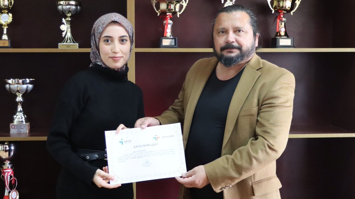 NEVÜ ve Türkiye İş Kurumu İş Birliğiyle Öğrencilere İş Kulübü Sertifikası Verildi