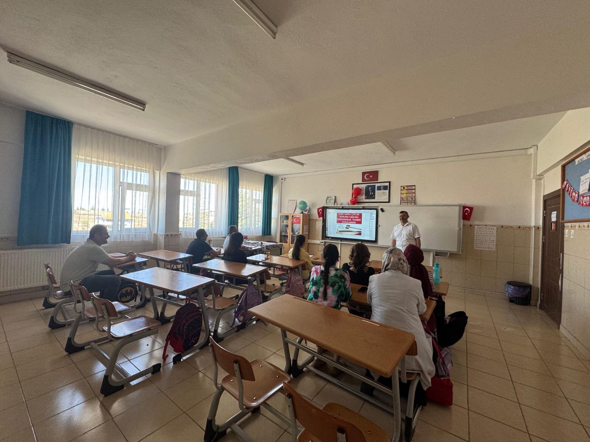 Gülşehir'de Öğretmenlere Çocuk Güvende Ekip Çalışmaları Semineri Düzenlendi